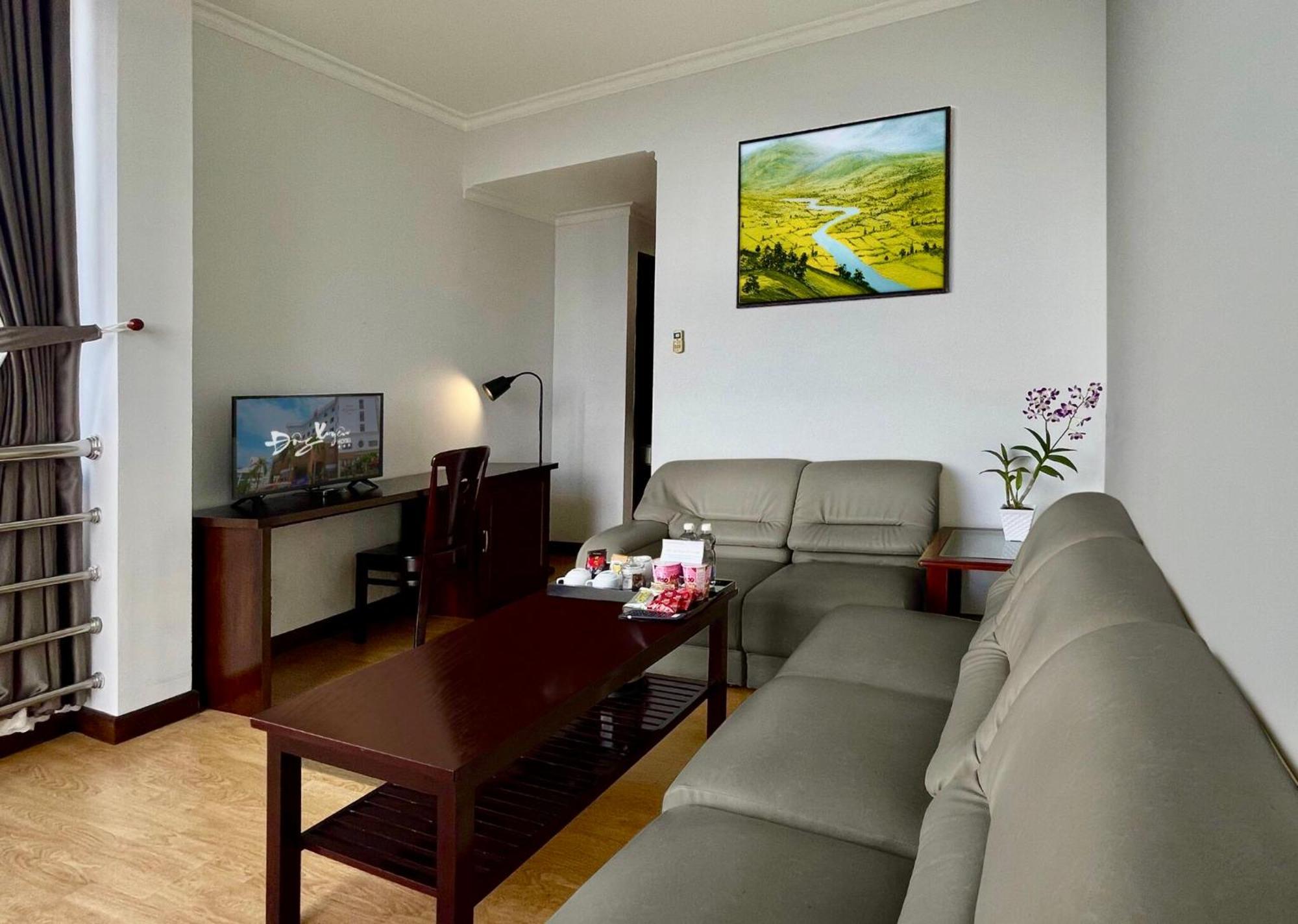 Dong Xuyen Hotel Лонгсюен Экстерьер фото
